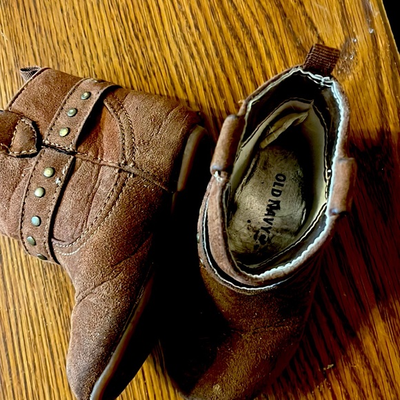 Little girls dress shoes size 5 used not abused - Picture 2 of 2